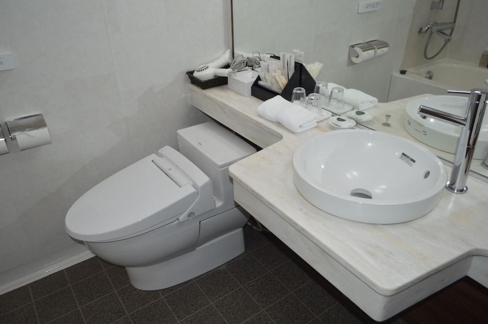 Hotel Ana Crowne Plaza Kumamoto New Sky By Ihg Esterno foto