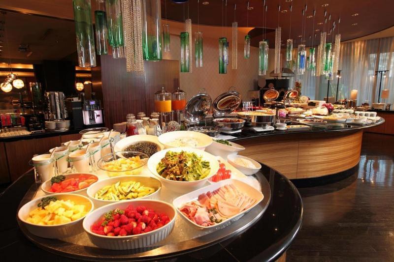 Hotel Ana Crowne Plaza Kumamoto New Sky By Ihg Esterno foto